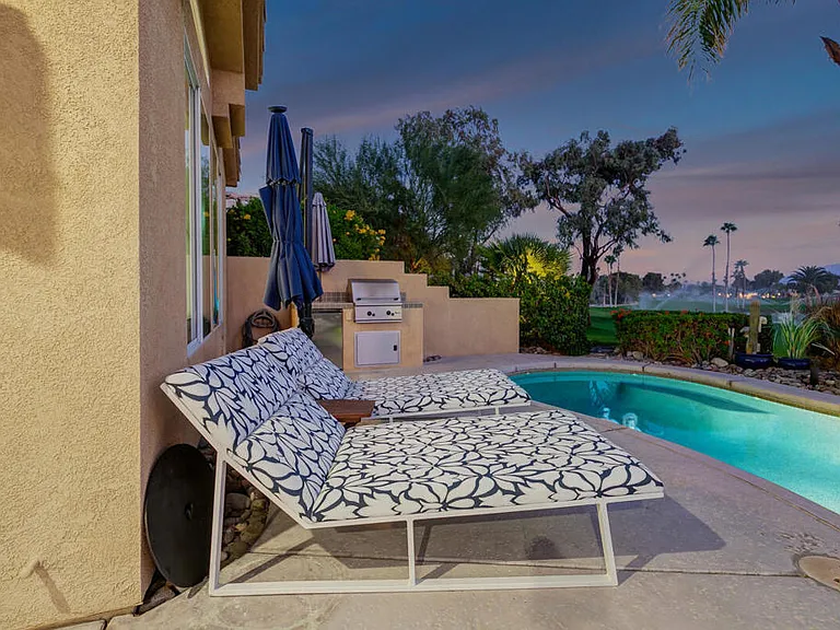 67361 N Laguna Dr — Photo 23