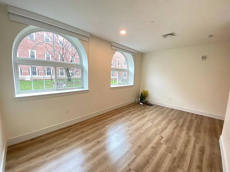 One Park Apartments — Photo 92