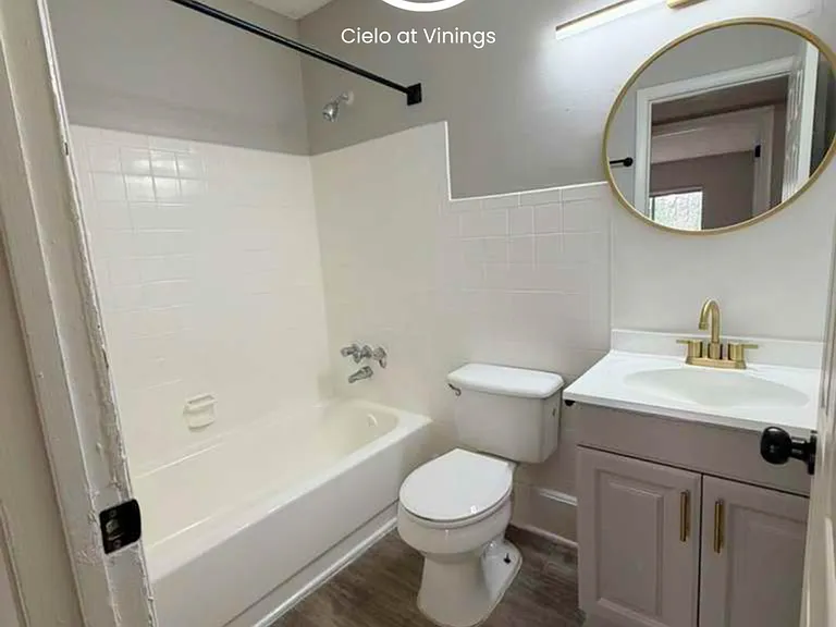 Premium Living at Cielo at Vinings - Pool, Gym & More! — Photo 33