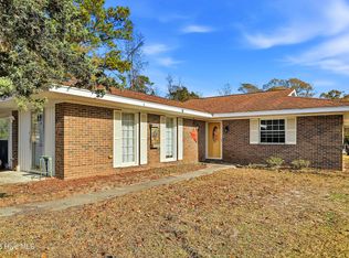 202 W Bedford Road, Wilmington, NC 28411