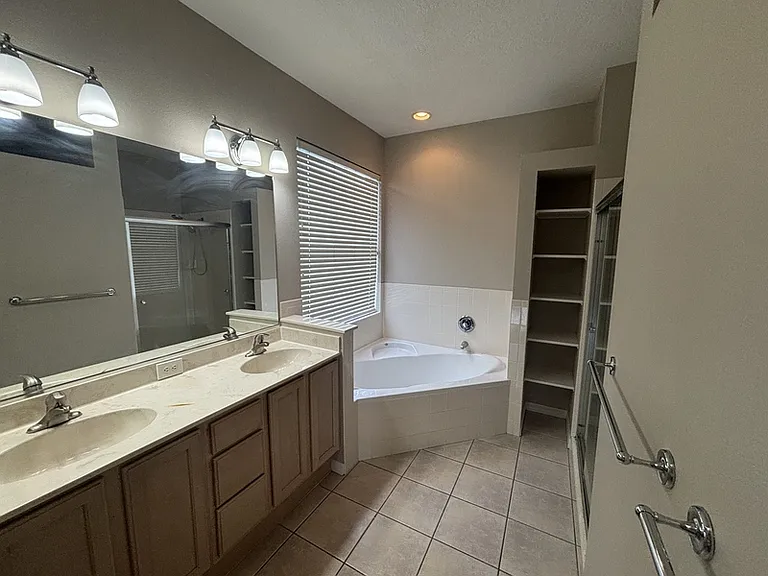 12917 Nightshade Pl — Photo 9