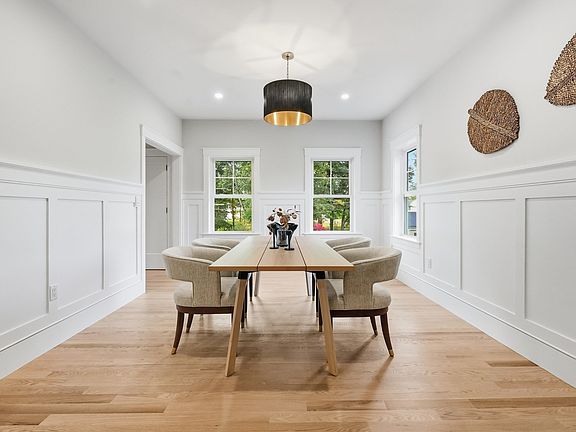 3rd image of 4 Juniper St