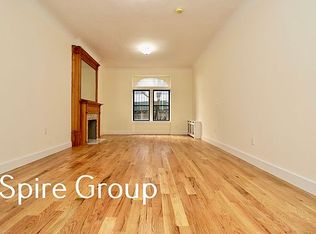 292 W 92nd St #1F, New York, NY 10025