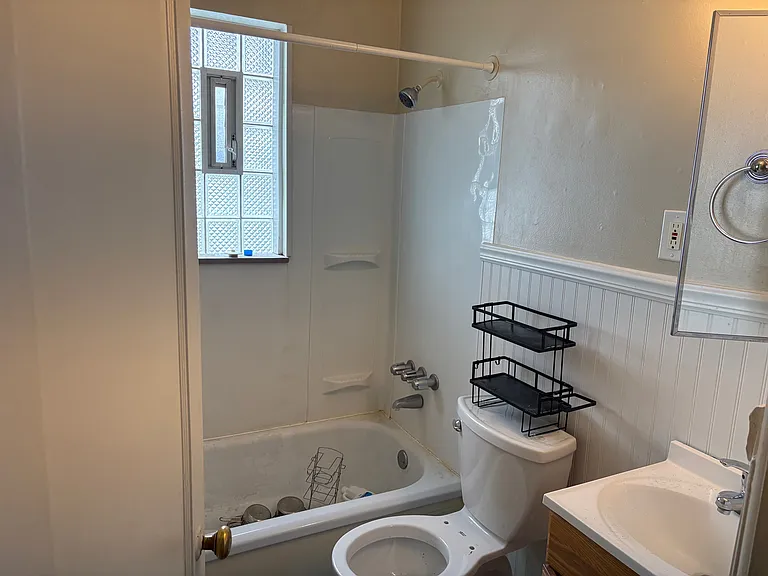 906 Elizabeth St #4 — Photo 6