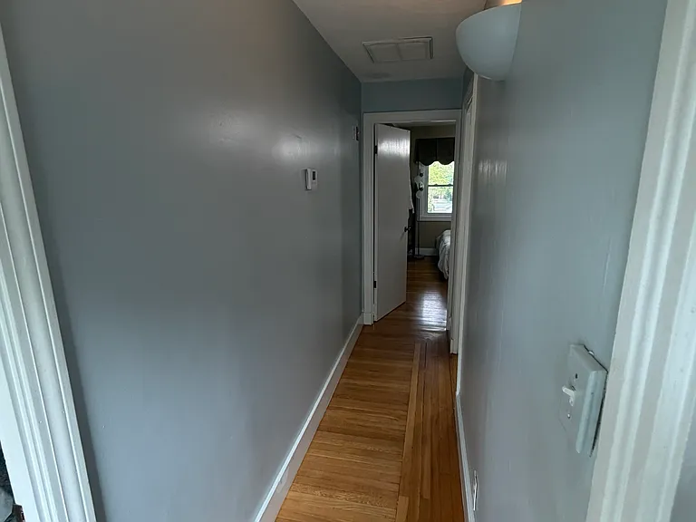 20 Lincoln Ave — Photo 8