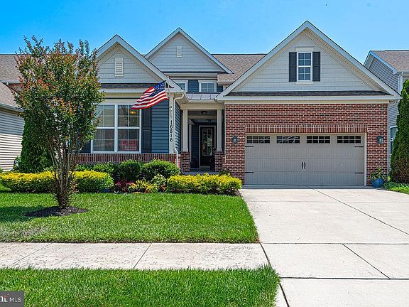 2nd image of 16816 Bellevue Ct