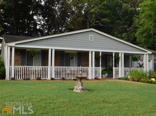 5392 Tracey Dr, Stone Mountain, GA 30088