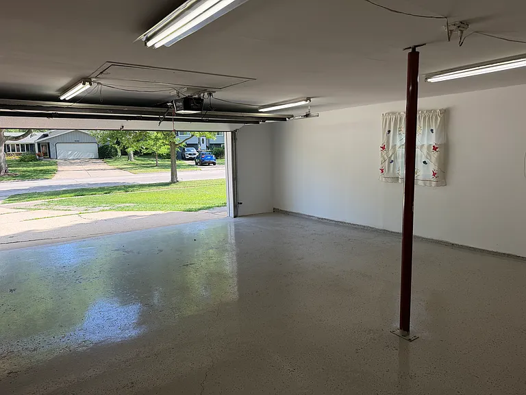 1832 W Weathersfield Way — Photo 17