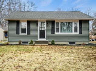 82 Stafford Rd, Holland, MA 01521