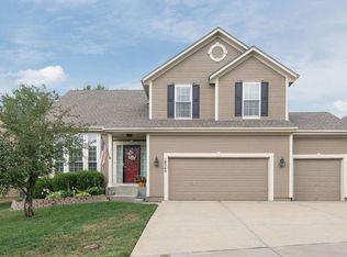19545 W 110th St, Olathe, KS 66061