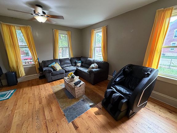 5th image of 1513 Washington St