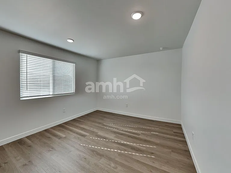 12504 W Adair Dr — Photo 17