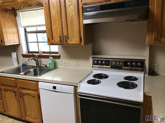 4th image of 1005 E Angela St