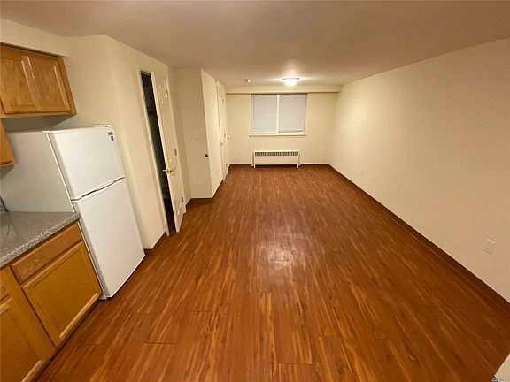 5th image of 319 E Broadway #G13