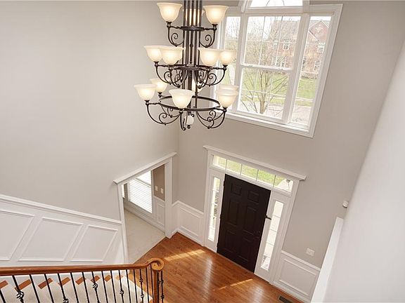 3rd image of 1140 Thistle Ln