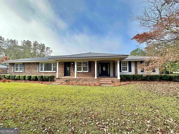 1306 Minter Rdg, Eastman, GA 31023