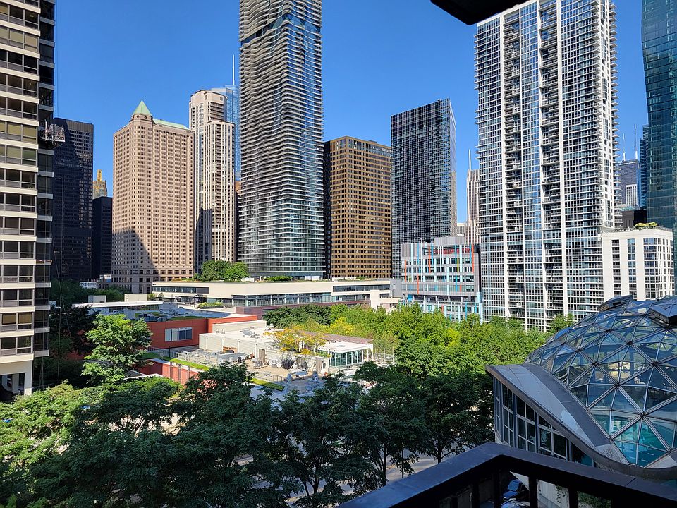 1st image of 400 E Randolph St #118