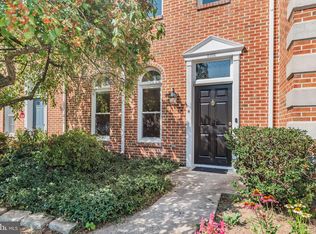 5956 Omar Ct, Harrisburg, PA 17112