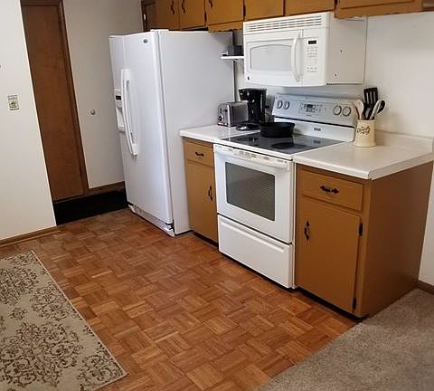 2nd image of 5307 Newcastle Dr SE
