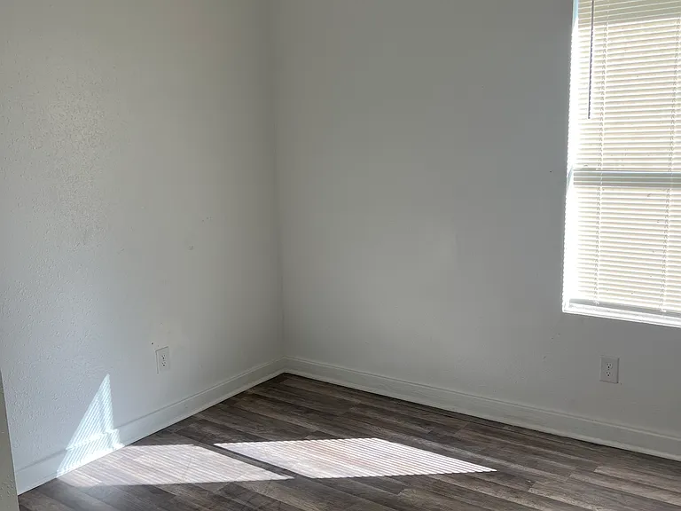 6342 Rosa Ave — Photo 6