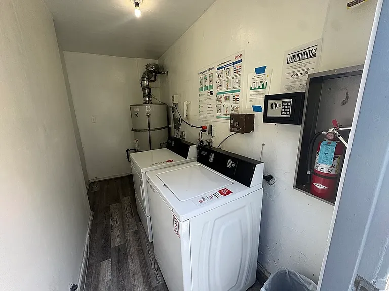 12711 Pacific Ave #3 — Photo 9