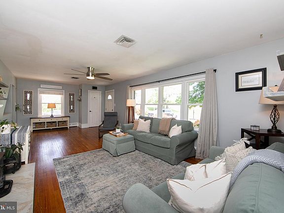 5th image of 100 Seeley Cohansey Rd