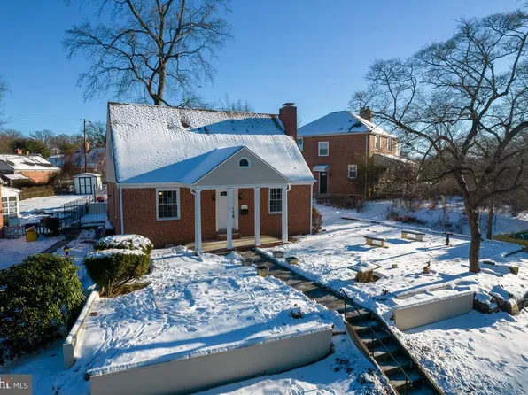 4925 Herring Run Dr, Baltimore, MD 21214