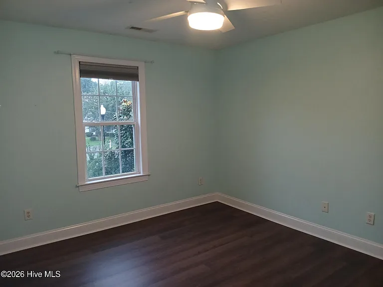 2805 Fletcher Ct — Photo 11