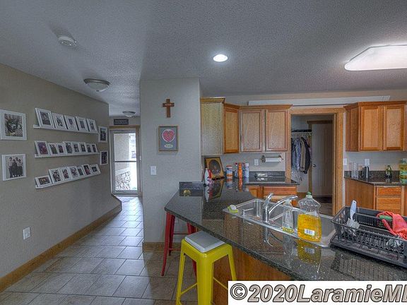3rd image of 4125 Moraine St