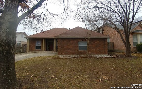 3rd image of 4915 Fern Lk