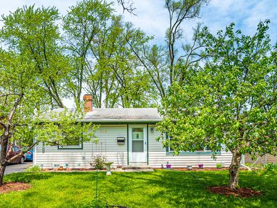 312 Tee Ln, Carpentersville, IL, 60110