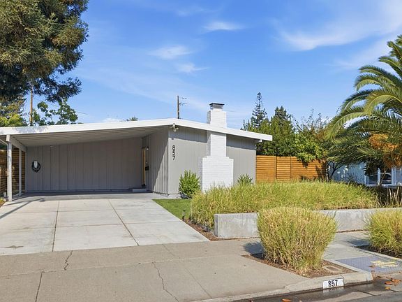 2nd image of 857 Tamarack Ln