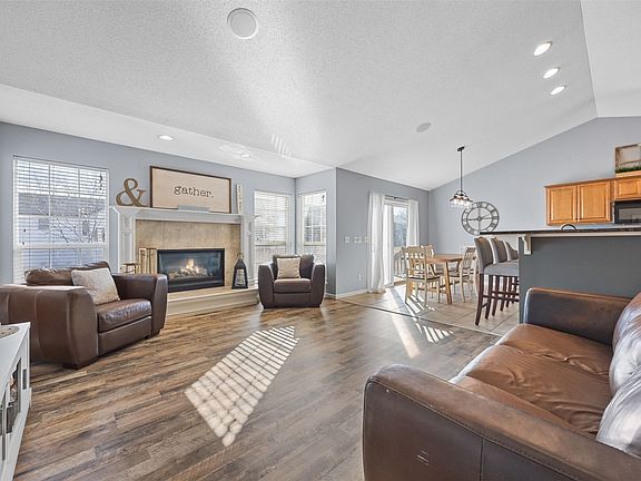 4th image of 2975 Roseberry Ct