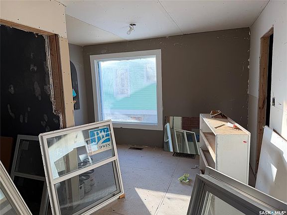 3rd image of 1621 99th STREET