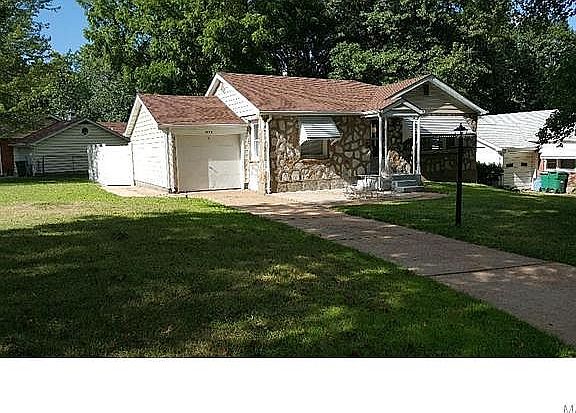 2nd image of 8119 Underhill Dr