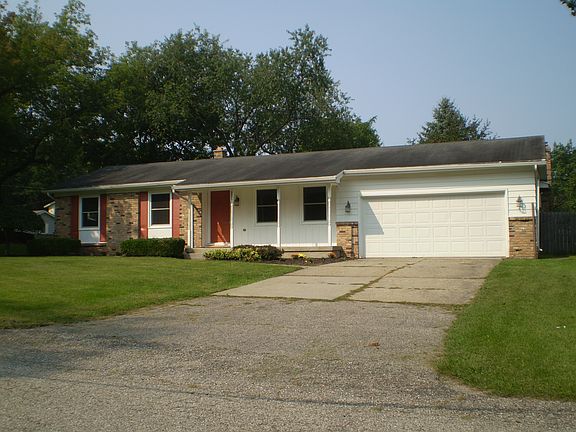 2nd image of 2449 San Marie Dr SE