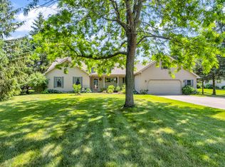 14613 Red Bird Ct, Brooklyn, MI 49230