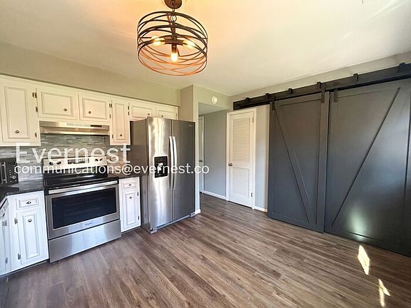 2nd image of 5770 Brentwood Trce