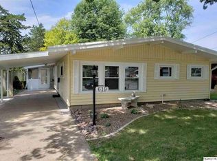 619 N 25th St, Quincy, IL 62301