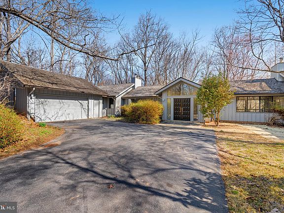 2nd image of 11205 Tack House Ct