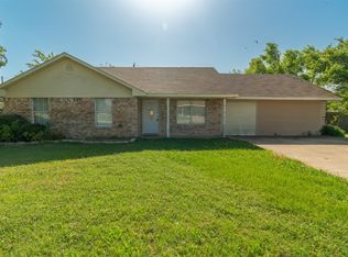 1301 Miller Ln #ES, Cooper, TX 75432
