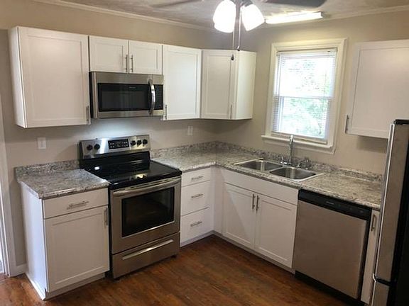 5th image of 508 Oakcrest Rd