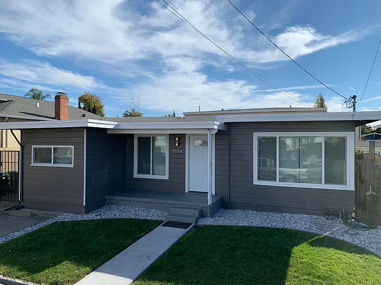 1314 Ashby Ave — Photo 8
