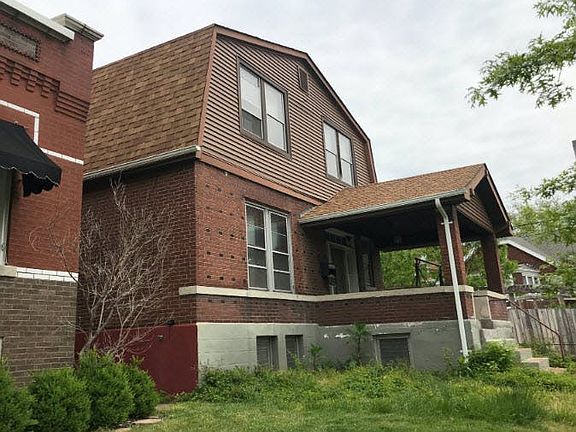 4th image of 4915 Gresham St