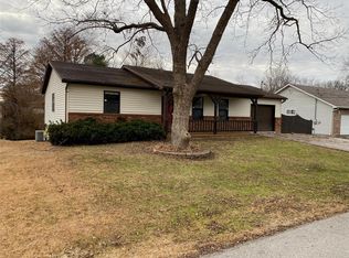 1709 N 15th St, Swansea, IL 62226