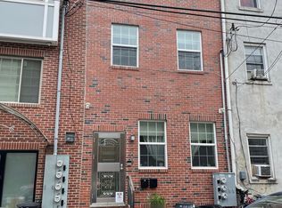 1004 Green St APT B, Philadelphia, PA 19123