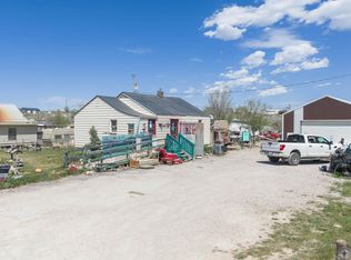 4390 W Sunnyside Dr, Rapid City, SD 57701