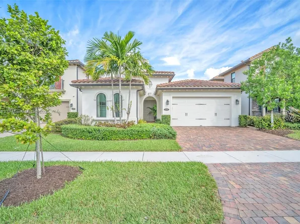 1291 SW 113th Way, Pembroke Pines, FL 33025