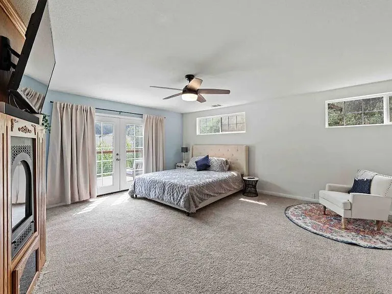 570 Guadalupe Dr — Photo 11