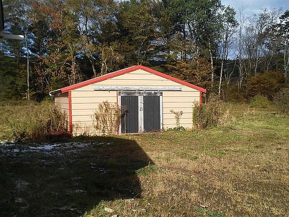 4th image of 107 Vfw Memorial Dr